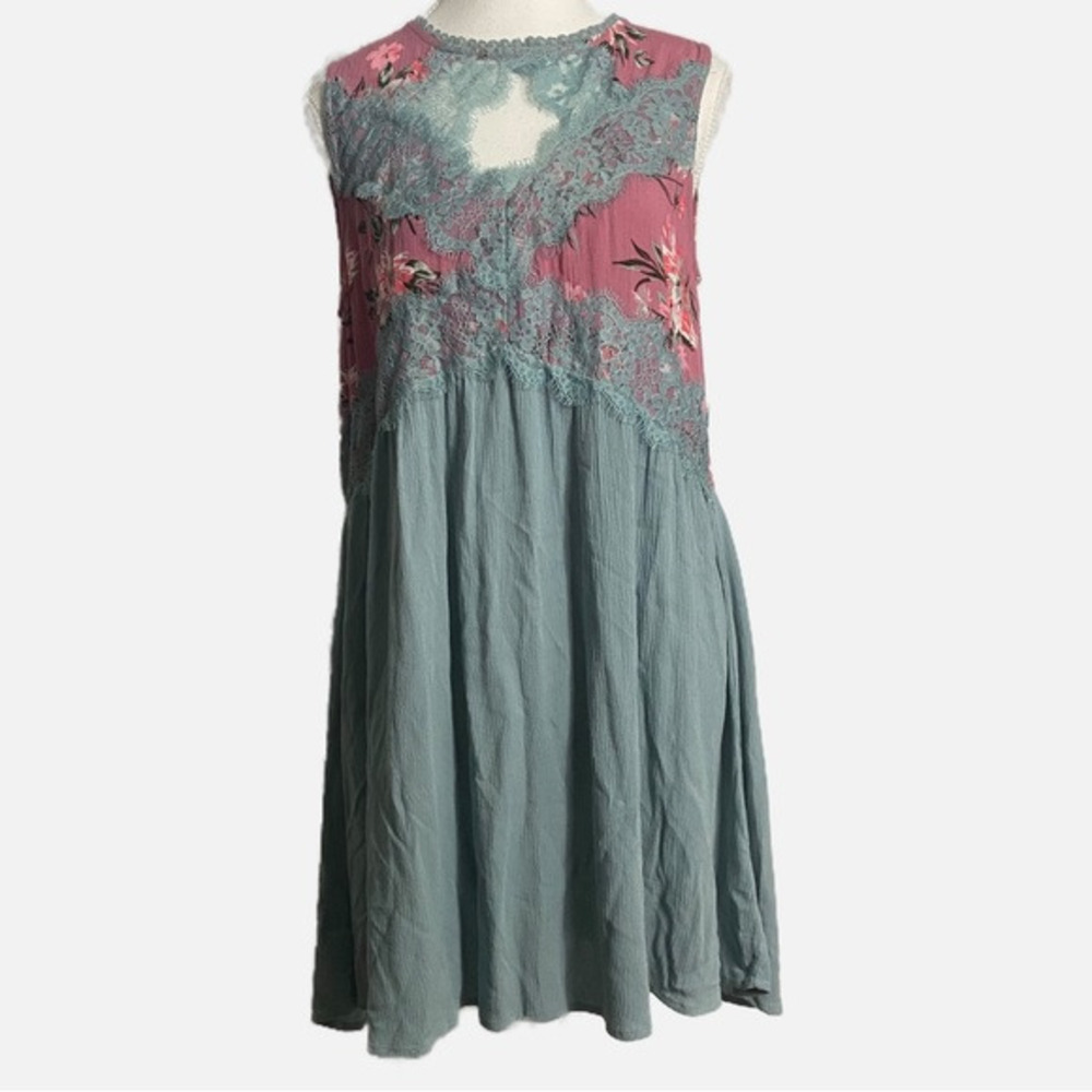 Umgee Mint Floral Lace Detail Dress - Picture 1 of 16